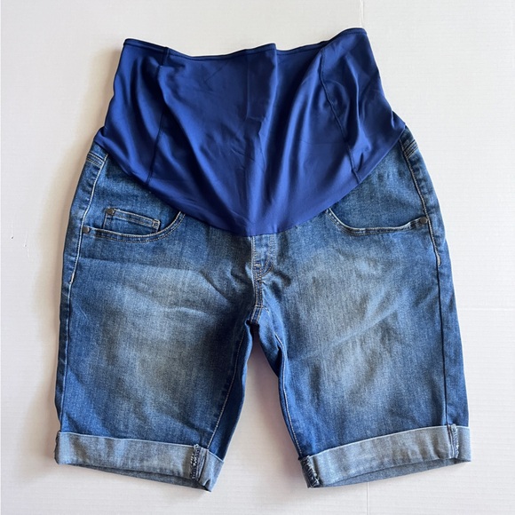 Kimi+Kai Maternity Over Belly 9” Bermuda Jean Shorts Abbie Rolled Cuff 30 10 - Picture 2 of 7
